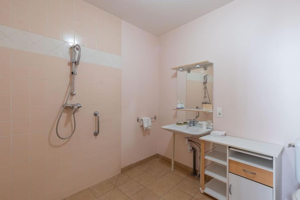 Cabana & Le Gite De Domange - Proche Macon Igé Extérieur photo